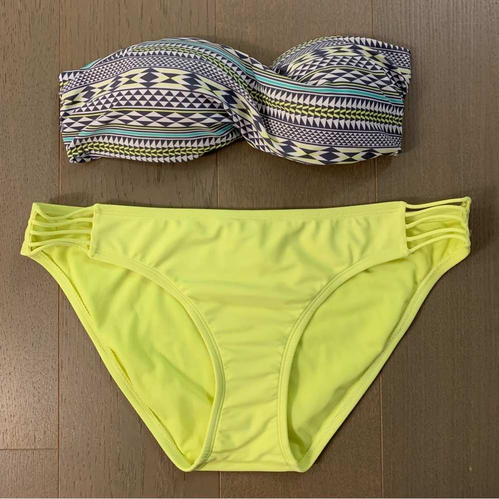 Hot Water Grey Yellow Twist Front Strapless Bikini Top & Yellow Bikini Bottom